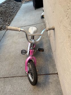 Specialized girls kids bike