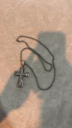 Iced Cross Pendant Necklace – Silver Tone – Hip Hop Style