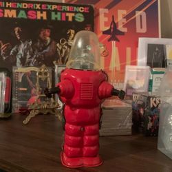 Vintage Toy Wind Up Robot 