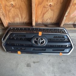 Toyota Tacoma Grill 