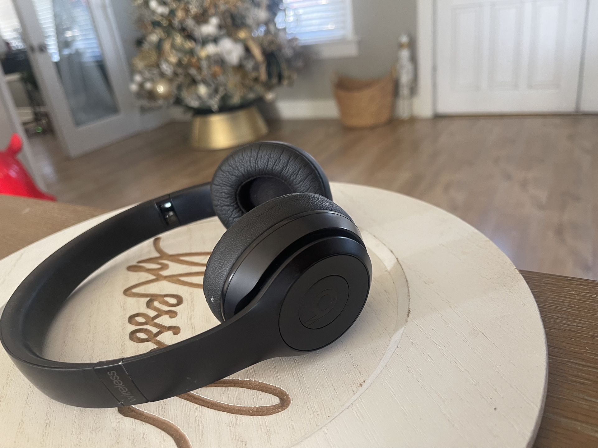 Black Leather Bluetooth Beats Solo 3 Headphones