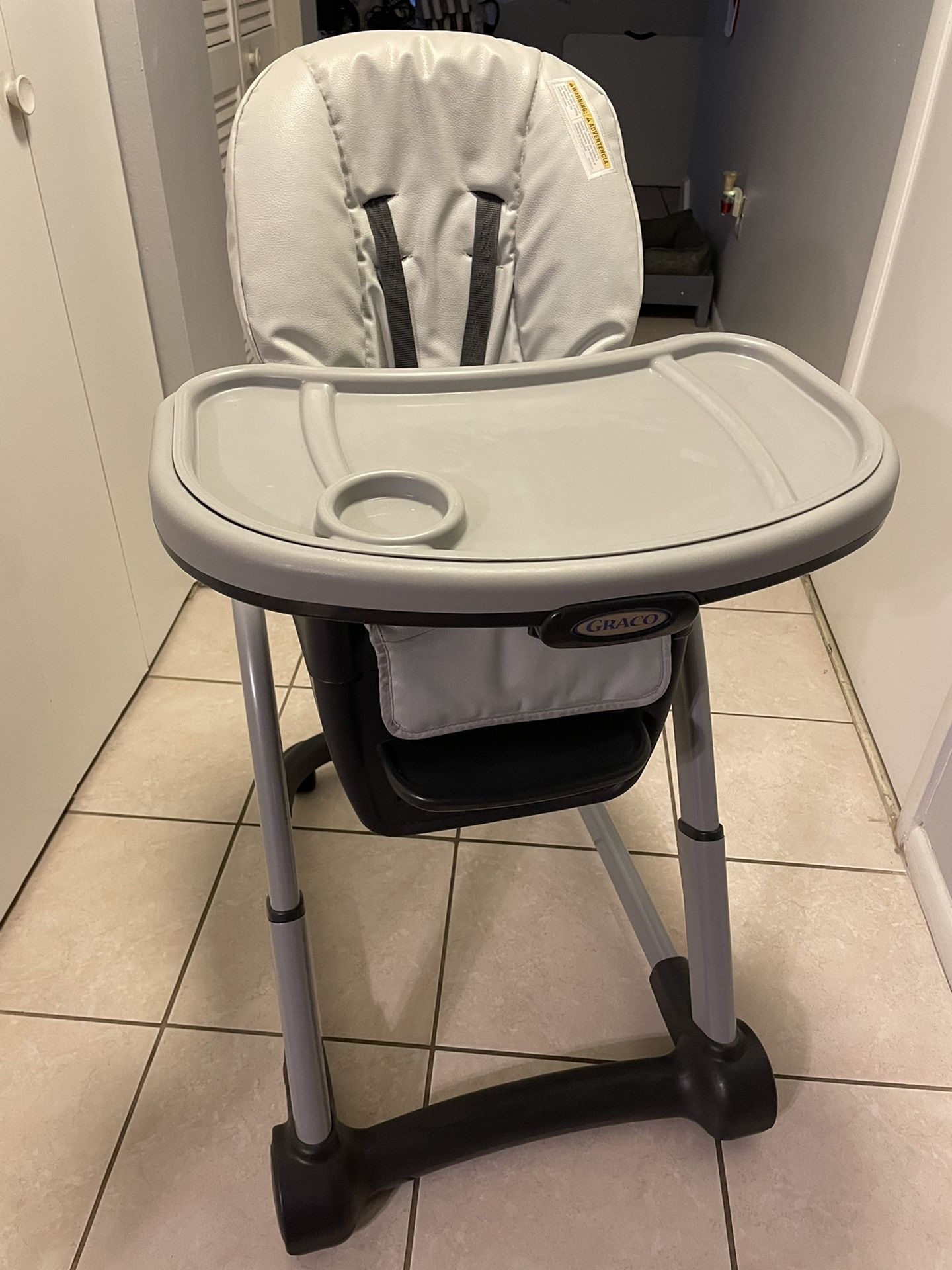 GRACO HIGH CHAIR 