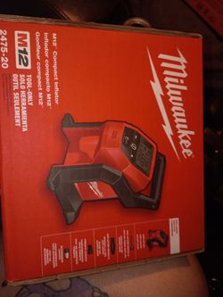 Milwaukee M12 compact inflator