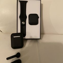 Smartwatch And Earbuds 