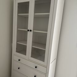 Dresser + Open Display