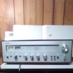 Yamaha Natural Sound Stereo Reciever CR-400