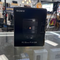 Sony 35mm G Master Lens