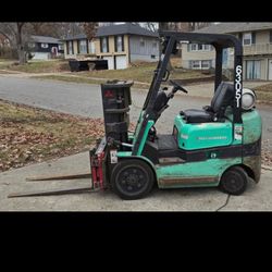 Mitsubishi FGC20 forklift