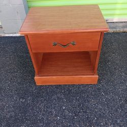 Nightstand 