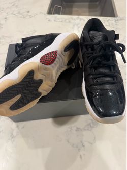 Jordan 11 retro low , worn once