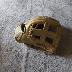 Glove