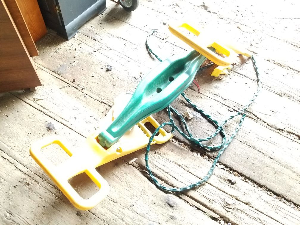 2 person see saw swing