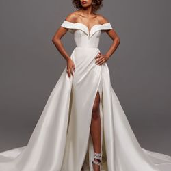 Wedding Dress/ Bridal Gown