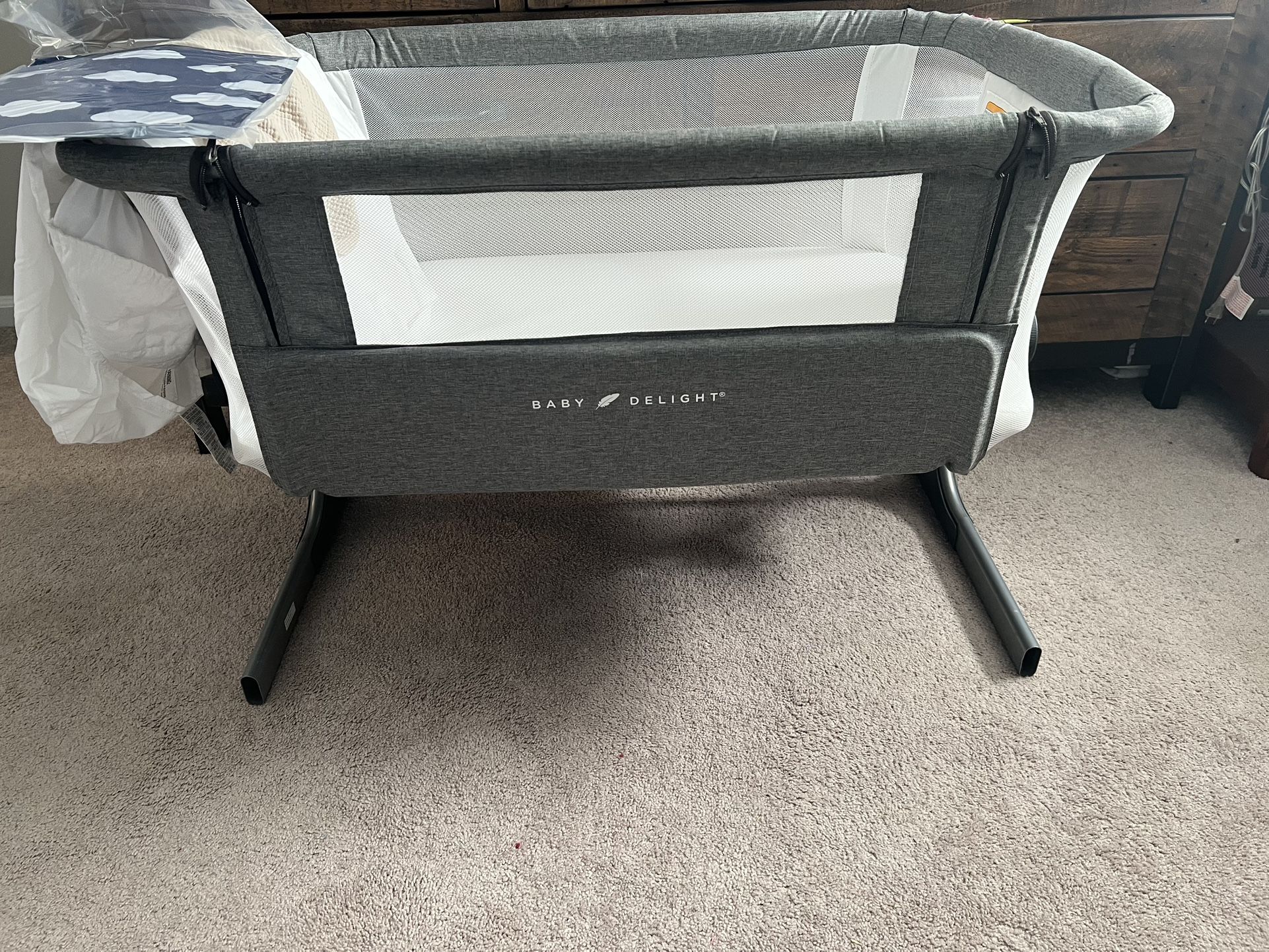 Baby Delight Bassinet