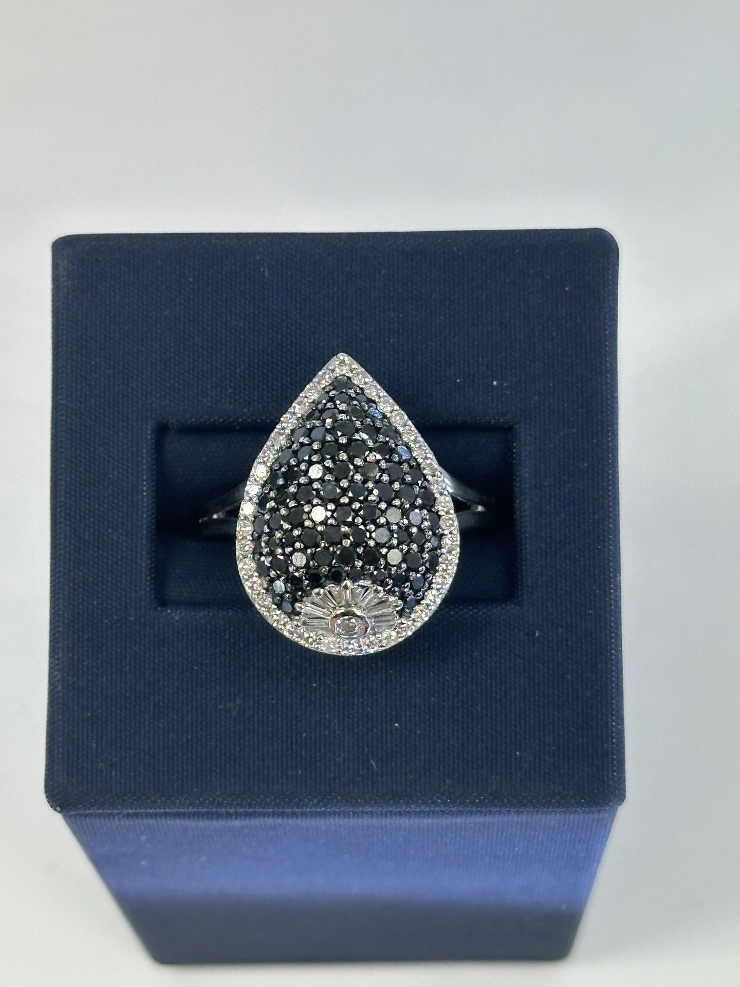 14K Cluster Diamond Ring