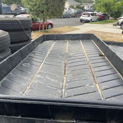 4 x 8 hydroponic flood trays 10 available 100 each or for all 10