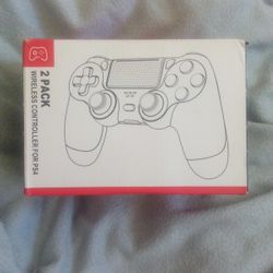 "MUST COME GET IMMEDIATELY" 2 Wireless controllers  for PS4