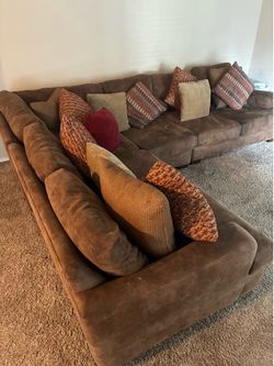 Large break down sectional great condition