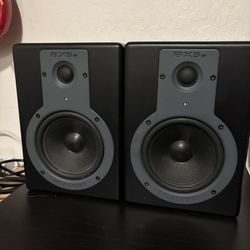 M-audio speakers