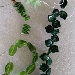 Lot Of Vintage Glass Czech Floral Leaf Beads Greens Jewelry Beading Craft Supply