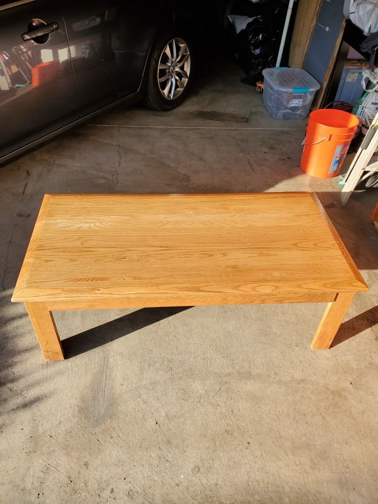 COFFEE TABLE 4"ft by 2"ft