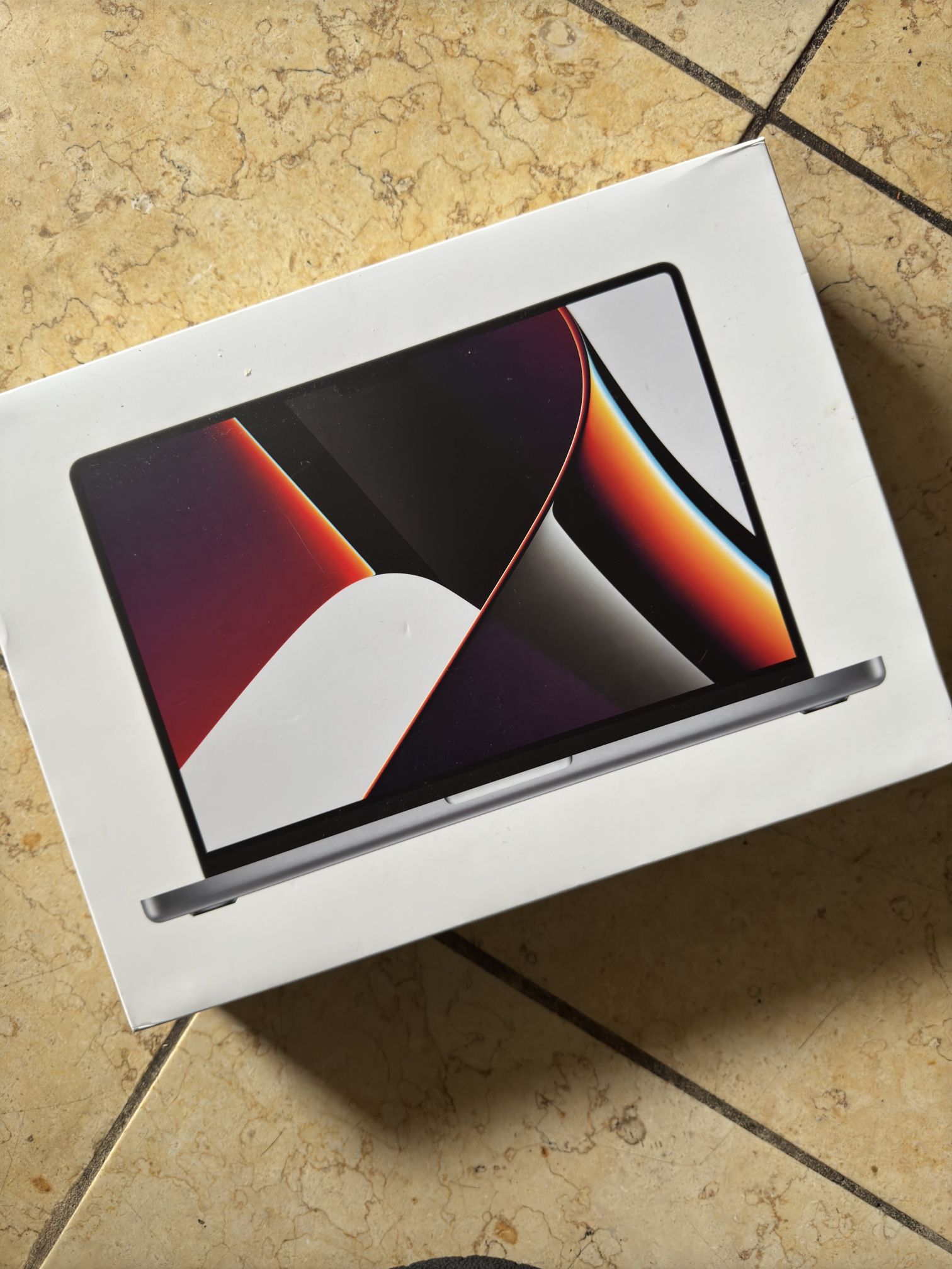 MacBook Pro 14 Inch Model A2442