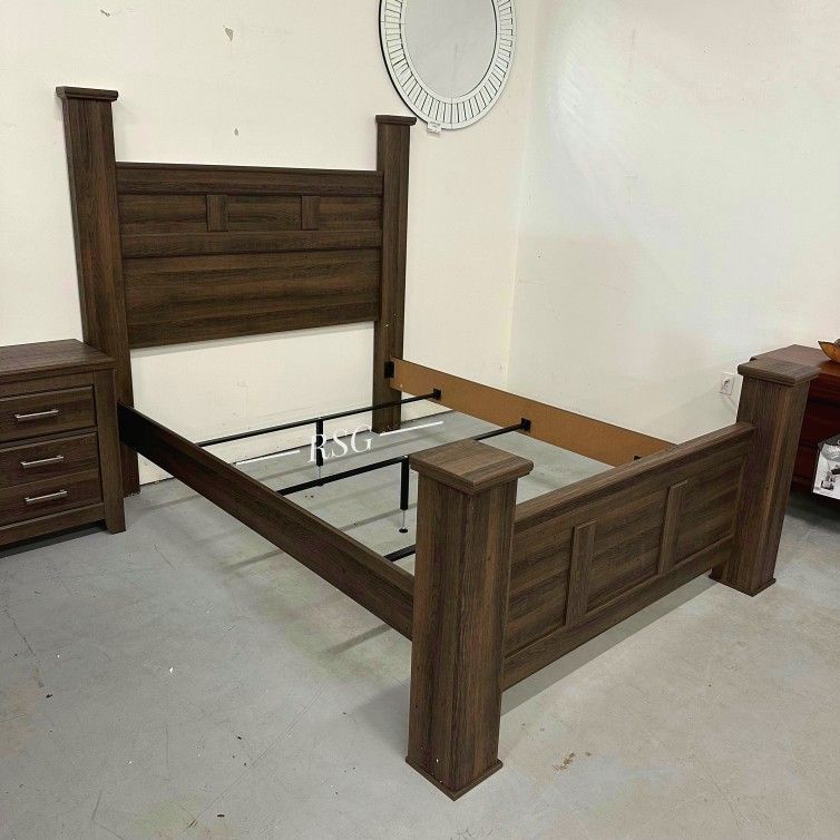 Juararo Poster Bedroom Furniture Set 🌟 Queen Size Bed, King Size Bed, Mattress, Chest, Mirror, Nightstand ⭐$39 Down Payment with Financing ⭐ 90 Days