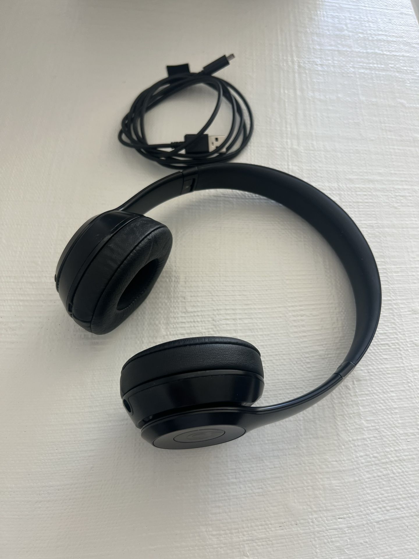 Genuine Beats Solo 3 Wireless Headphones - Matte Black