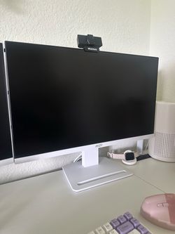 White monitor