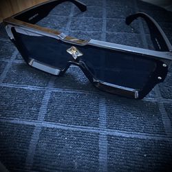 Cyclone SunGlasses for Sale in New York, NY - OfferUp