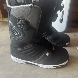 DC Judge Snowboard Boots 