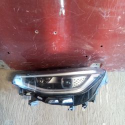 2021 - 2023 Volswagen Id4  Left Headlight