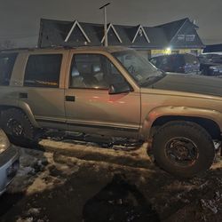2000 Chevrolet Tahoe