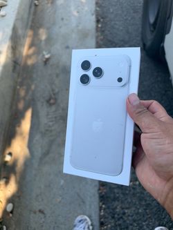 IPhone 18 pro max 256 unlocked liberado