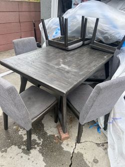 Dinning table