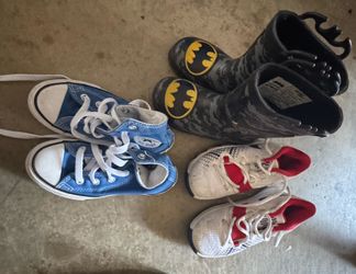 Kids shoes sold all together
