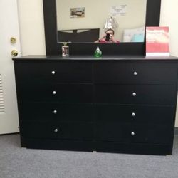 Dresser Black With Mirror New $359