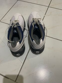 Footjoy men golf shoes size9