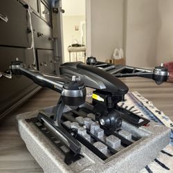 Yuneec Typhoon Q500 4K Drone