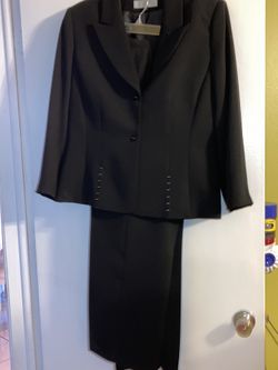 Tahari suit