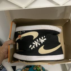 Nike blazer pomegranates