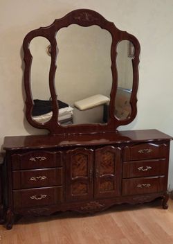 Mirrored Dresser Drawer with 2 Night Stands