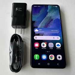 Samsung Galaxy S21 FE 128GB  5g UNLOCKED  ( LARGE 6.5 INCH SCREEN ) 