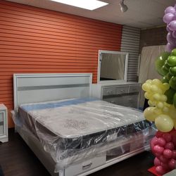 New 4-Piece Queen Bedroom Set Queen Bed Frame Dresser Mirror And Nightstand