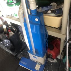 Commercial Vacuum with bags