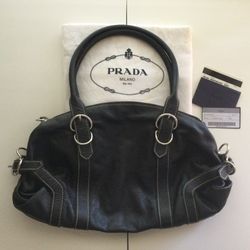 🔥Vintage PRADA Black Leather Bag🔥SEMITRACOLLA BR1448🔥Complete With Tag, Card and Storage Bag🔥Excellent Condition🔥
