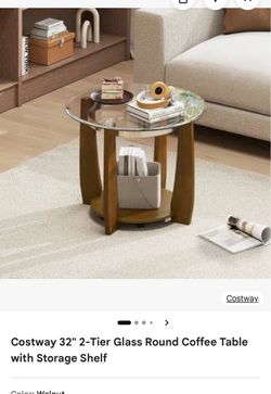 Tables center