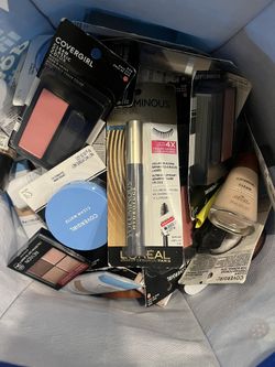 foundation/concealer/blush/eyeliner/  $3ea