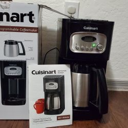 Cuisinart Classic 10-Cup Thermal Programmable Coffeemaker (Black) with Stainless Steel Tumbler..