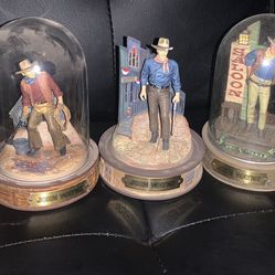 Lot 5 John Wayne Sculptures Franklin Mint Limited Edition Hand Painted 4" Tall